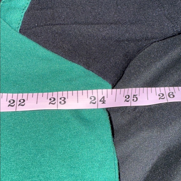 🖤TORRID HOGWARTS SLYTHRIN GREEN/BLK TOP SIZE 3X🖤 - Picture 6 of 8